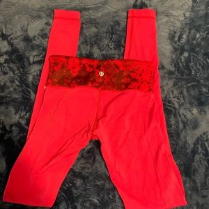 lululemon leggings!